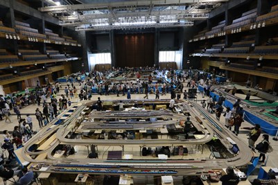 トレイン大ホール